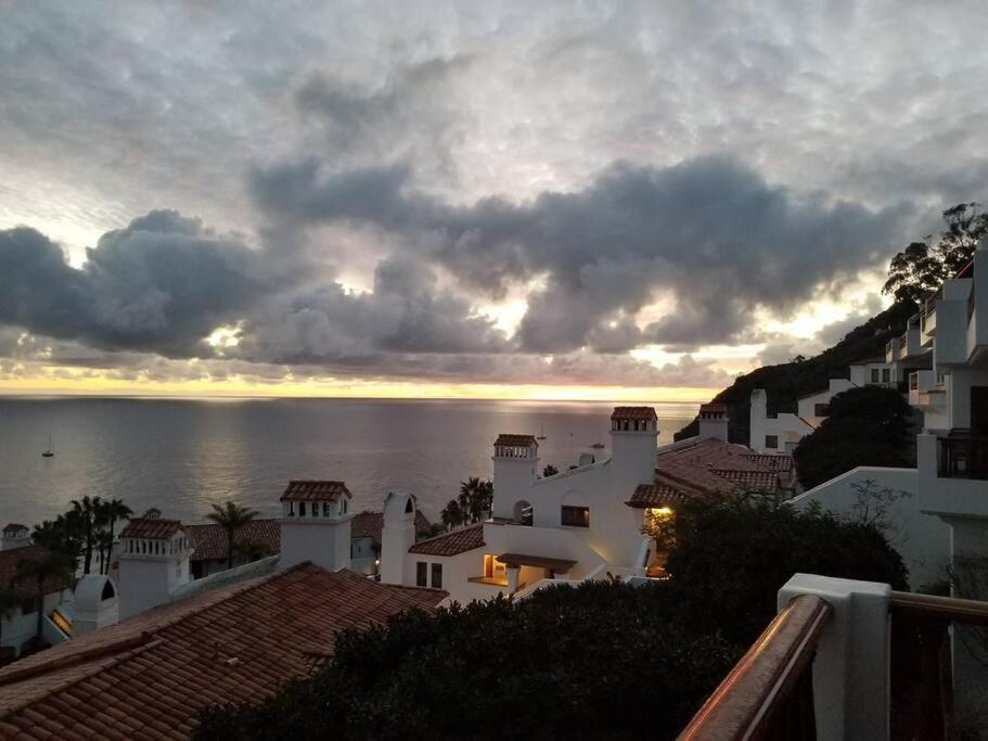Sunrise Bliss Villa Avalon Eksteriør bilde